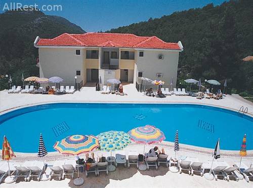 Merriment Hotel 16